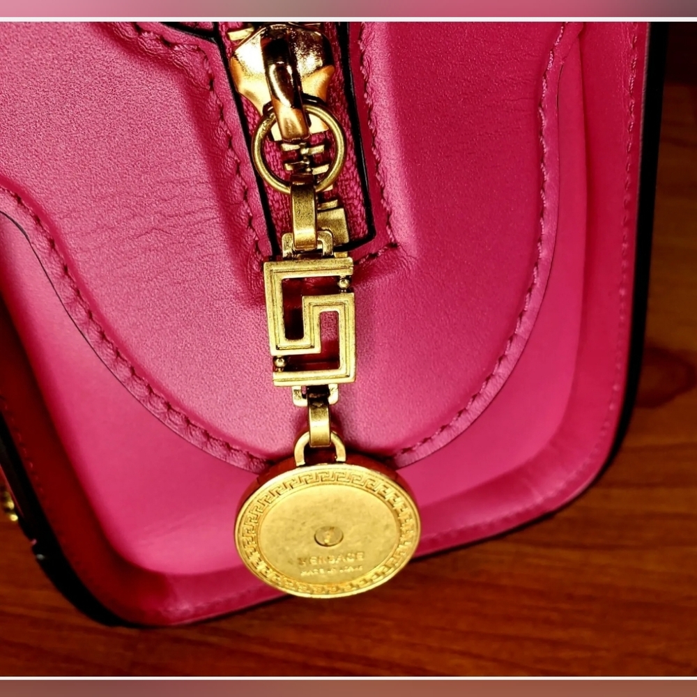 New Versace Womens Bright Pink Leather Tribute Medallion Handbag Shoulder Bag - Picture 4 of 16
